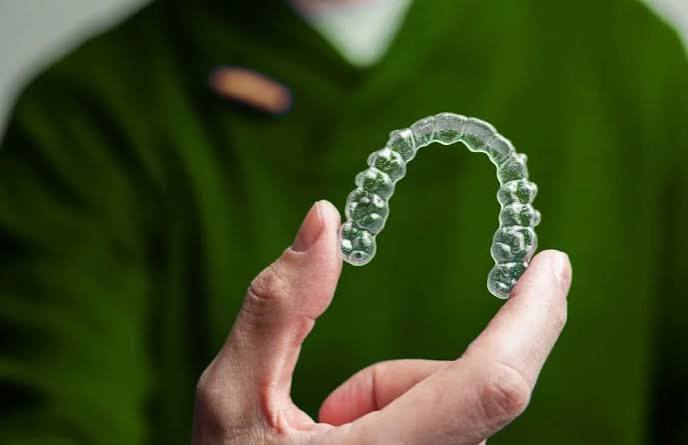 Qué es la ortodoncia invisible