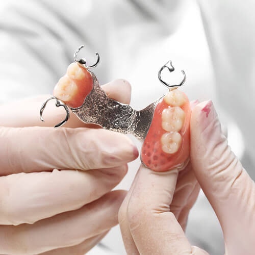 Prótesis dentales en Móstoles